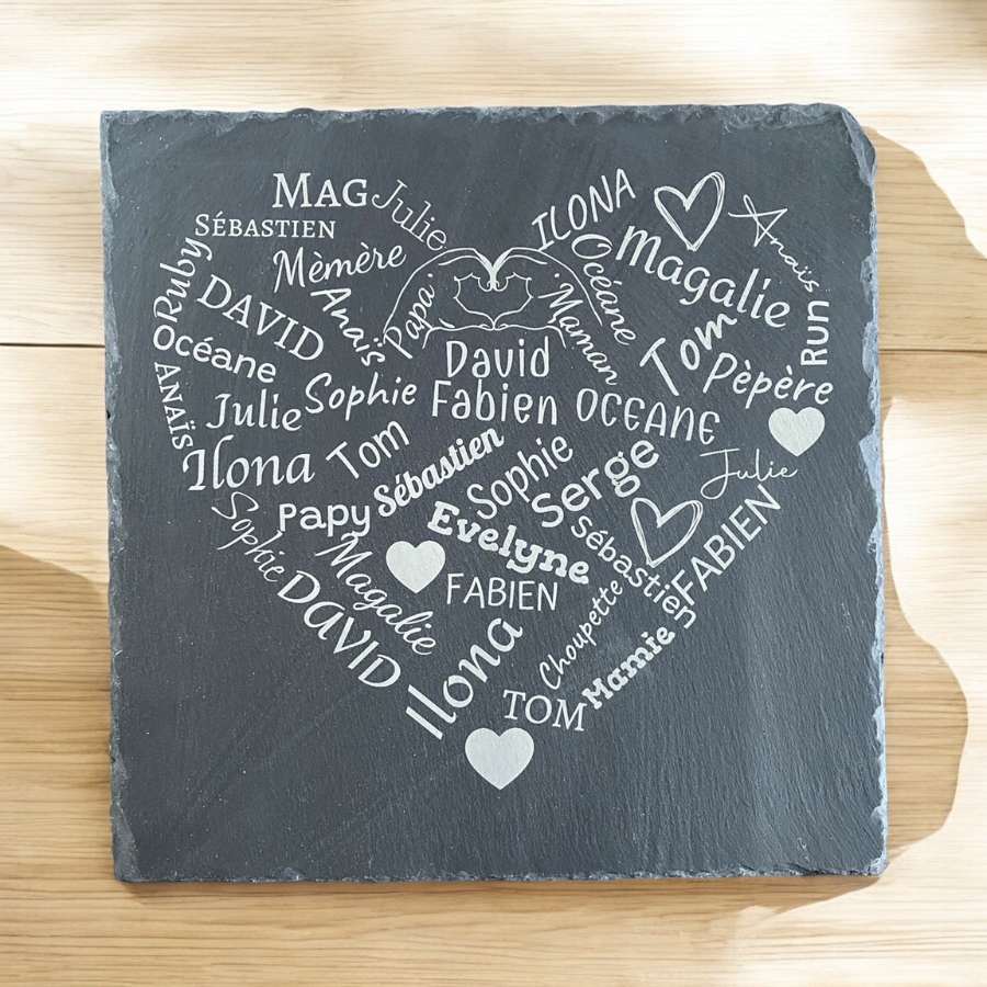 Plateau en ardoise avec vos prénoms en forme de coeur